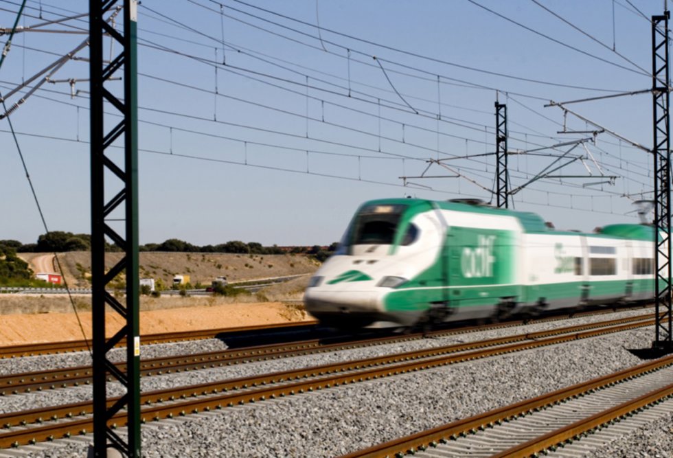Archivo - Locomotoras de Adif