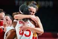 España se venga de Serbia a lo grande y acaricia la clasificación