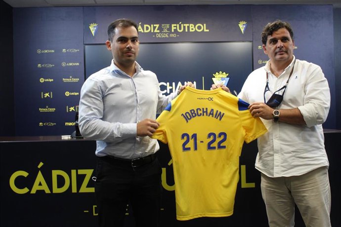 El Cádiz, primer club de LaLiga patrocinado por una criptomoneda.