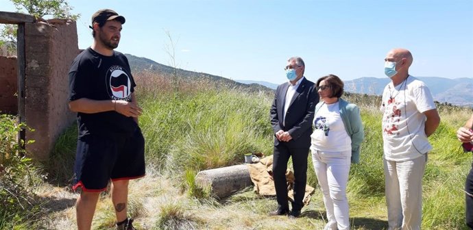 El consejero de Desarrollo Autonómico acude a la presentación del festival Camprovinarte