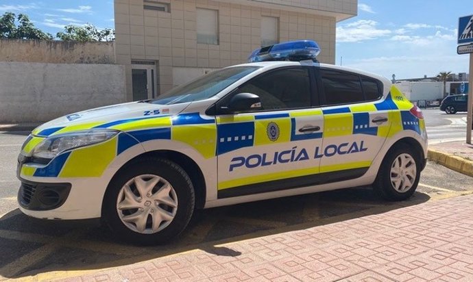 Vehículo de la Policía Local de Mojácar (Almería)