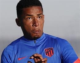 Marcos Paulo entrenando con el Atlético