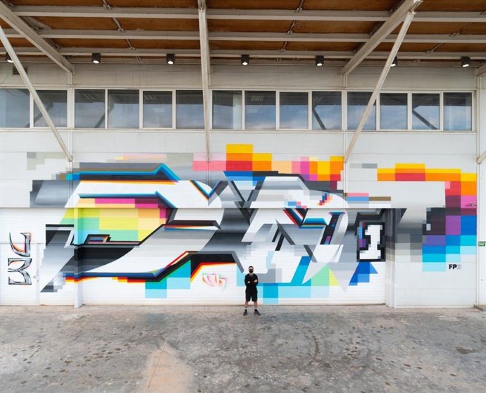 Felipe Pantone pone el broche de oro a la ruta Art a La Marina