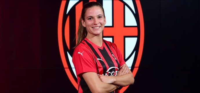 La defensa Laia Codina jugará como cedida por parte del Bara Femení en el AC Milan la temporada 2021/22
