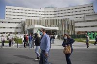 Andalucía roza los 1.200 hospitalizados Covid con 26 más en un día y los ingresos en UCI suben a 219