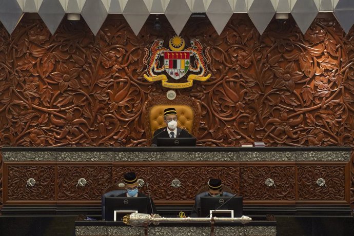 26 July 2021, Malaysia, Kuala Lumpur: Malaysian Speaker Datuk Azhar Azizan Harun attends a special meeting at the Parliament of Malaysia where Prime Minister Muhyiddin Yassin (not pictured) is briefing the parliamentarians on the COVID-19 national recov