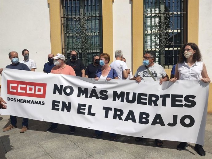 Concentración en Dos Hermanas