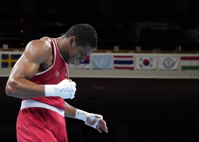 El boxeador español de origen cubano Enmanuel 'El Profeta' Reyes no podrá luchar por las medallas en los Juegos de Tokyo 2020.