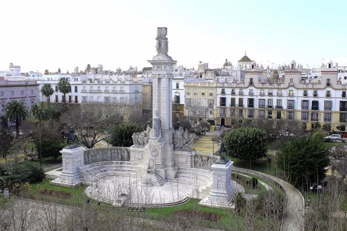 Archivo - Plaza de España de Cádiz