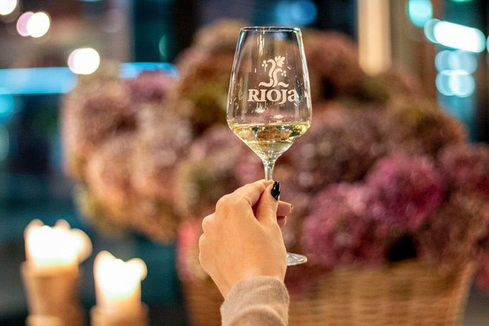 Las bodegas de Rioja lideran el podio de la reconocida Guía Peñín 2022