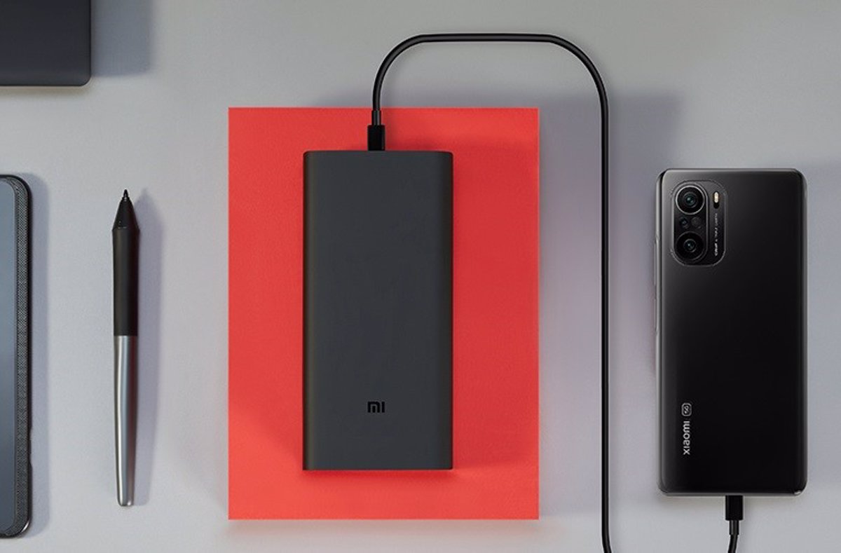 Xiaomi lanza una nueva batería externa con carga inalámbrica más