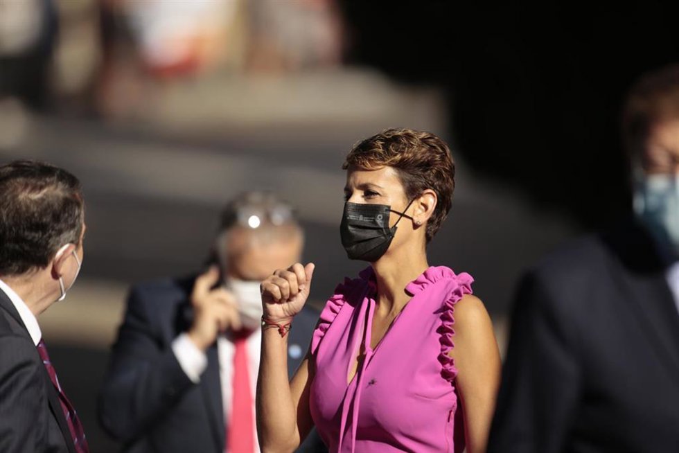 La presidenta de Navarra, María Chivite, a su llegada al Convento de San Esteban para celebrar la XXIV Conferencia de Presidentes, a 30 de julio de 2021, en Salamanca, Castilla y León (España). Los tres grandes temas a tratar en esta reunión, el máximo