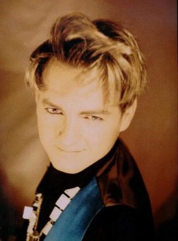 Muere Carmelo Martínez, cantante de La Década Prodigiosa