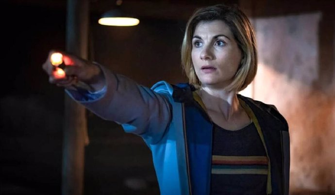 Crisis total en Doctor Who: Se queda sin protagonista y sin showrunner