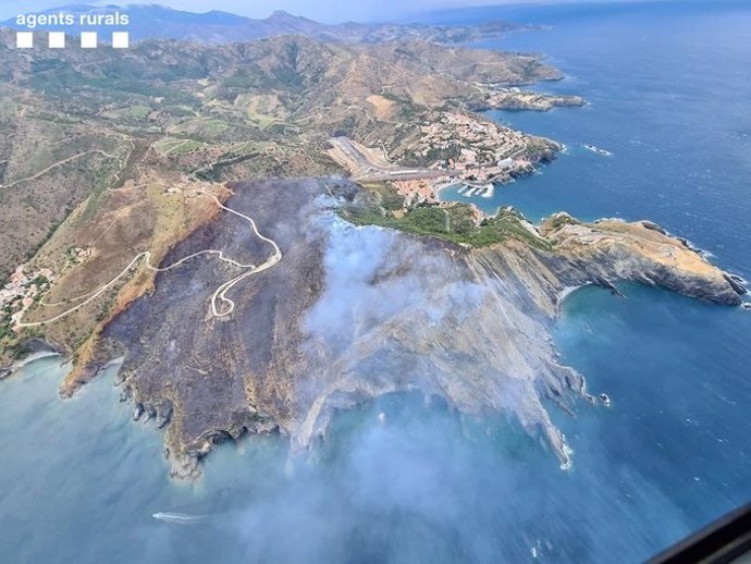 Estabilizado el incendio de Portbou (Girona) tras quemar 48 hectáreas.