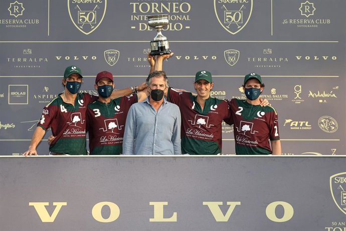 Dos Lunas la Hacienda gana la Copa de Bronce Volvo de alto hándicap del 50 Torneo Internacional de Polo.