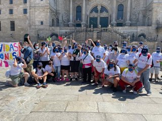 Un grupo de peregrinos con discapacidad intelectual llegan a Santiago.