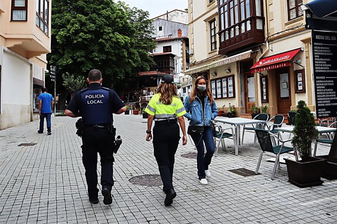 Policía Local en Comillas