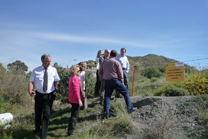 Archivo - Misión de verificación de la CE en la zona bajo vigilancia radiológica de Palomares, en Cuevas del Almanzora (Almería)