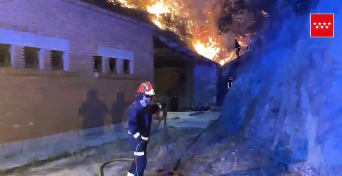 Incendio declarado en San Martín de Valdeiglesias.