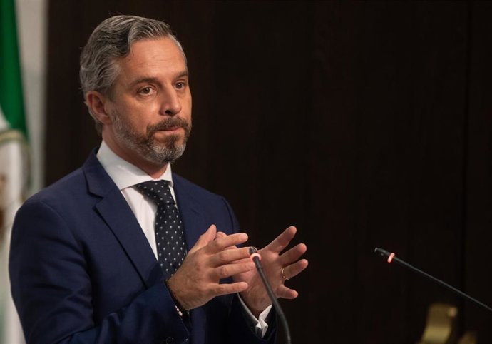 El consejero de Hacienda y Financiación Europea, Juan Bravo, en una imagen de 27 de julio de la rueda de prensa del Consejo de Gobierno. 