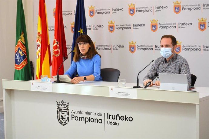 Los concejales del PSN en Pamplona Maite Esporrín y Xabier Sagardoy.