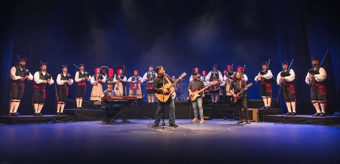 Archivo - Banda Gaites Camín de Fierro.