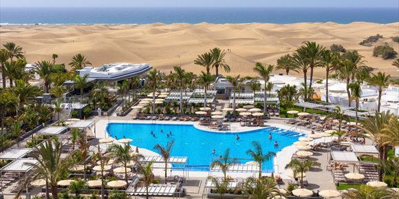 5. El RIU Palace Maspalomas, en Gran Canaria, reabre convertido en un hotel de cinco estrellas Solo para Adultos