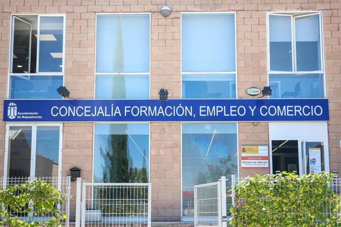 Archivo - Una oficina del SEPE (antiguo INEM), el día en el que se han conocido los datos de paro de junio, a 2 de julio de 2021, en Madrid (España). 