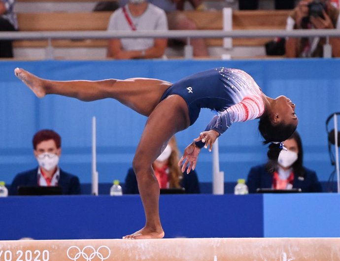 03 August 2021, Japan, Tokyo: USA's Simone Biles competes in the Women's Balance Beam Final of the Artistic Gymnastics competition at the Ariake Gymnastics Centre during the Tokyo 2020 Olympic Games. Photo: Marijan Murat/dpa