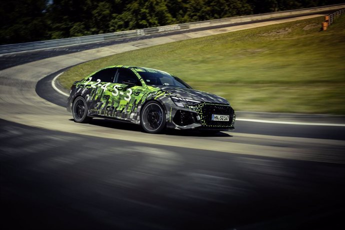 Archivo - El nuevo Audi RS 3 en el circuito de Nürburgring Nordschleife.