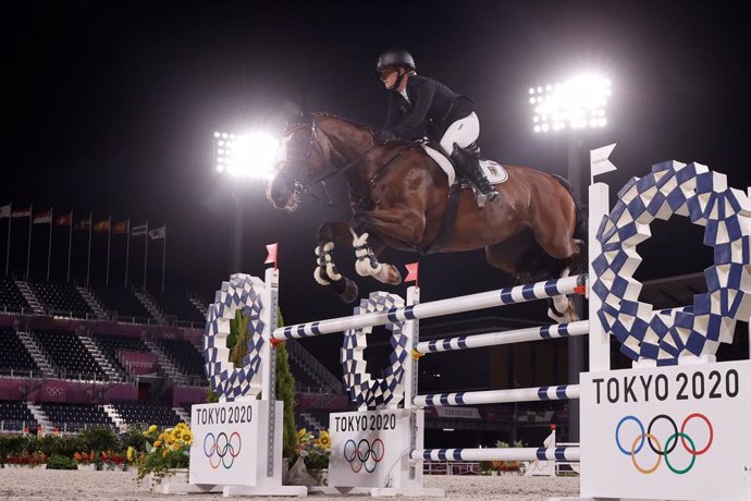 Germanys Julia Krajewski has entered the equestrian history books as the very first female athlete to take the Individual Olympic Eventing title following victory with Amande de BNeville at the Tokyo 2020 Olympic Games in Baji Koen tonight. (FEI/EFE)