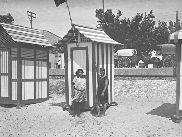 Exposición 'Estiueig de proximitat', del fondo Joaquín Cabezas.