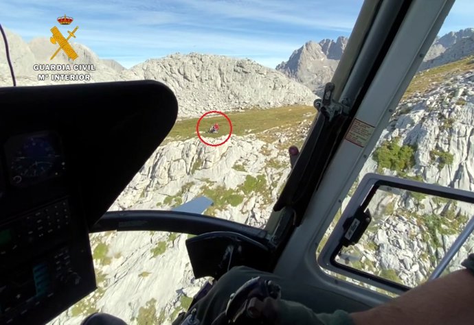 Rescate a montañeros en Peña Remoña