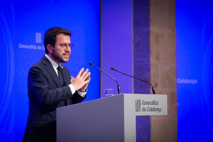 El presidente de la Generalitat, Pere Aragons, ofrece una rueda de prensa tras una reunión del Consejo Ejecutivo de la Generalitat, a 3 de agosto de 2021, en Barcelona, Cataluña, (España). Esta comparecencia se produce un día después de que el Gobierno