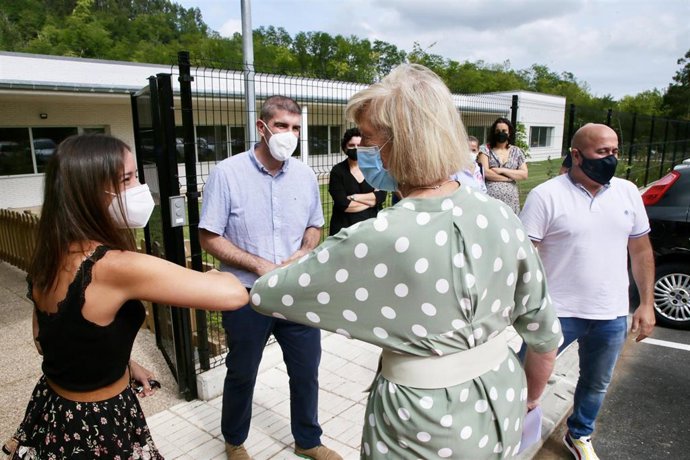 La consejera en el CEI La Robleda de Cartes