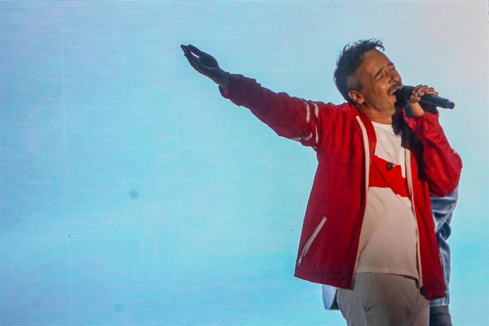 Archivo - Love of Lesbian actúa en las Noches del Botánico