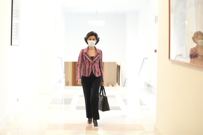 Archivo - La presidenta del Tribunal de Cuentas, María José de la Fuente y de la Calle, a su llegada a la Comisión Mixta para las Relaciones con el Tribunal de Cuentas, a 18 de mayo de 2021, en la Sala Prim del Congreso de los Diputados, Madrid, (España