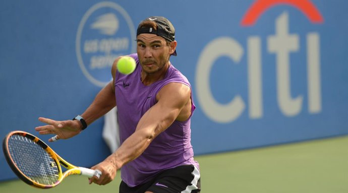 31 July 2021, US, Washington: Spanish tennis player Rafael Nadal in action during a practice session at the Citi Open tennis tournament. Photo: Christopher Levy/ZUMA Press Wire/dpa