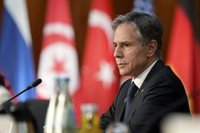 Blinken y Ghani subrayan la necesidad de "acelerar" las negociaciones de paz en Afganistán