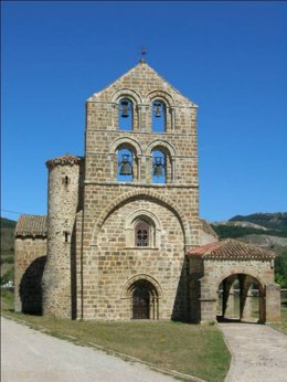 Iglesia de San Salvador de Cantamudá.