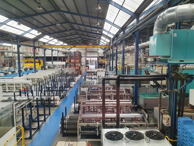 Tenkia adquiere un aplanta especializadda en componentes para vehículo eléctrico