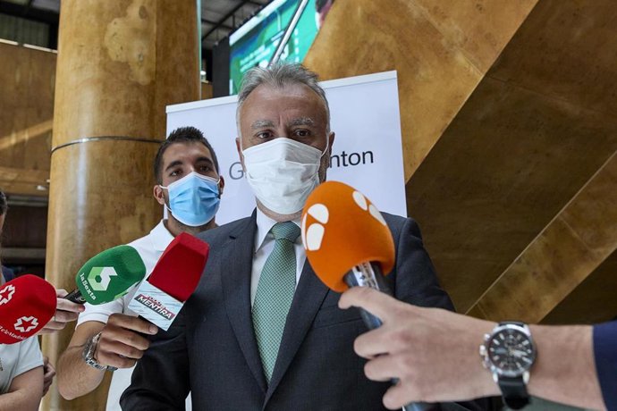 El presidente del Gobierno de Canarias, Ángel Víctor Torres