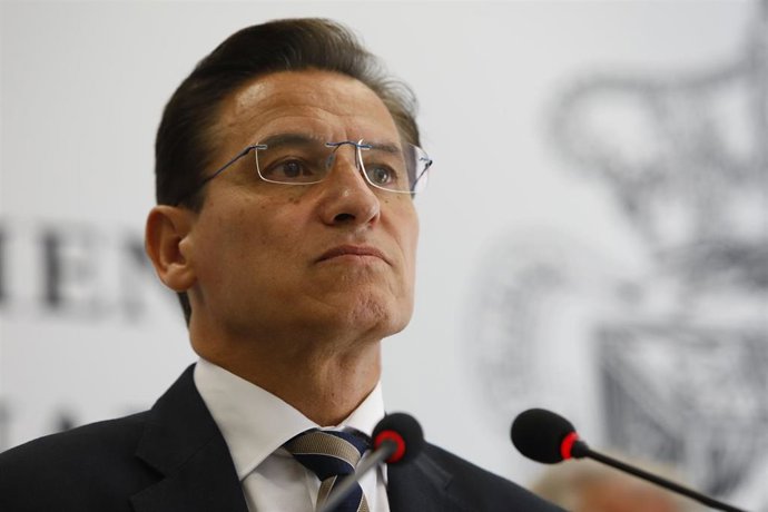 Archivo - El ex alcalde de Granada, Luis Salvador