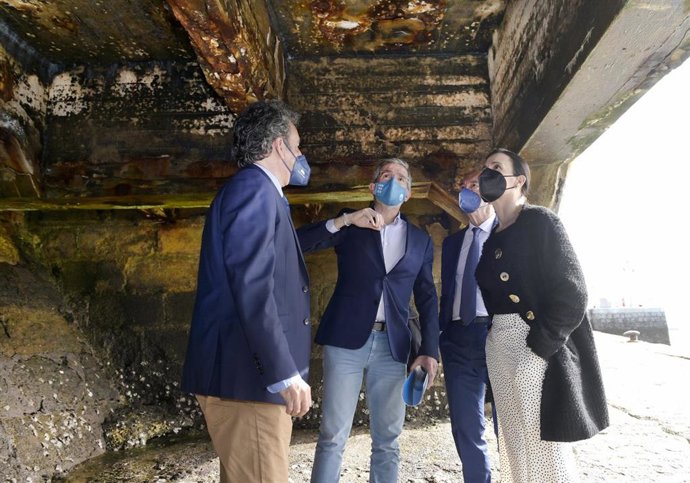 Archivo - Muelle de Maura. Archivo