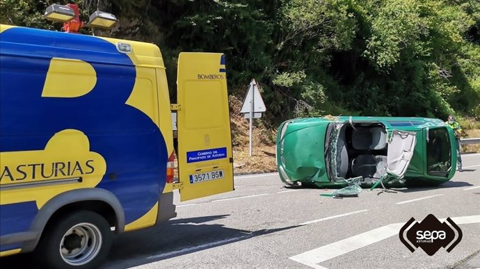 Accidente de tráfico en Belmonte de Miranda.