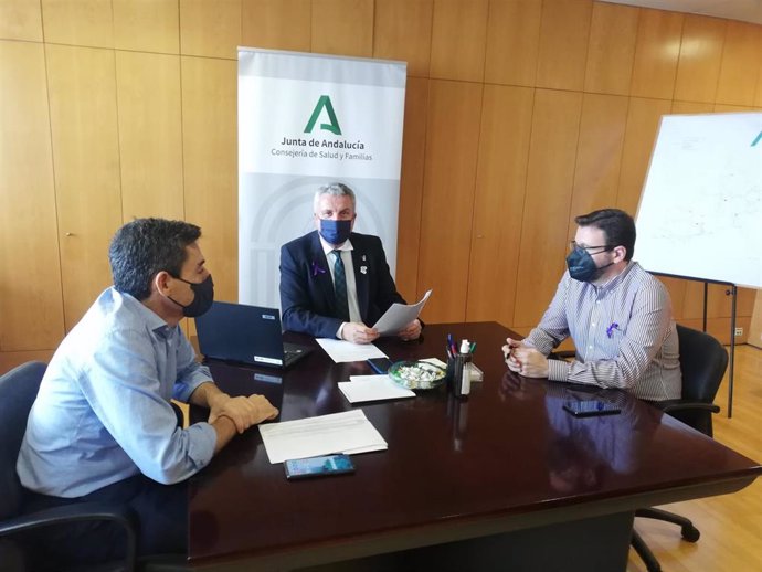 Archivo - Comité territorial de alerta de Salud Pública en Almería en una imagen de archivo