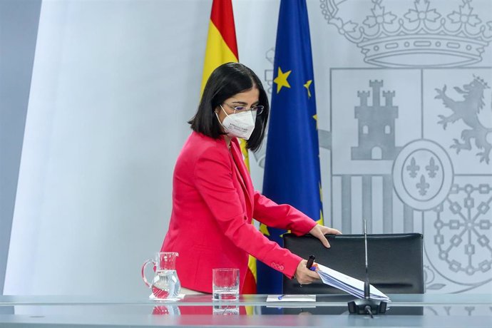 La ministra de Sanidad, Carolina Darias, se dispone a comparecer en la rueda de prensa posterior al Consejo Interterritorial del Sistema Nacional de Salud, a 4 de agosto de 2021, en La Moncloa, Madrid, (España).