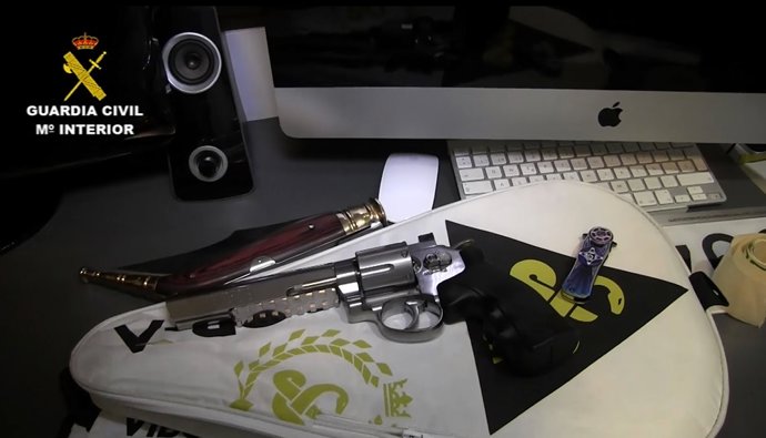 La Guardia Civil desmantela un entramado delincuencial especializado en tráfico de drogas y blanqueo de capitales