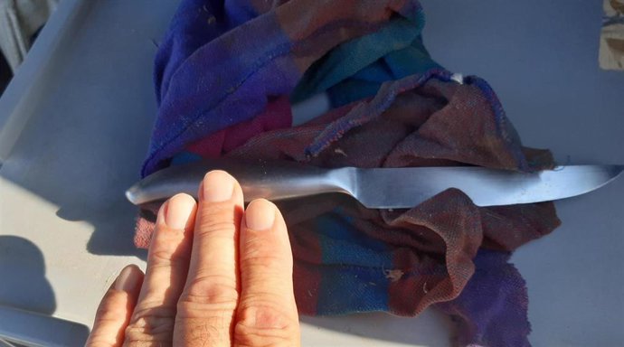 La Policía detiene en Elche a un menor por amenazar con arma blanca y robar el móvil a otro